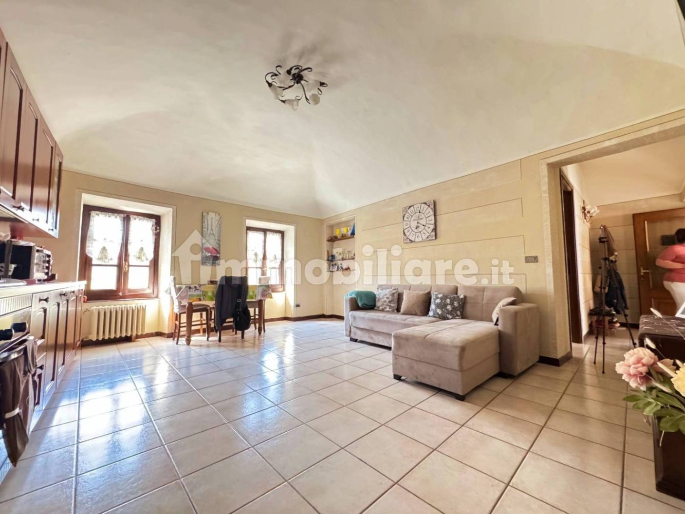 1 bedroom Apartment in Gassino Torinese, Italy No. 296353