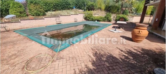 4 bedrooms Villa in Magione, Italy No. 353412 12