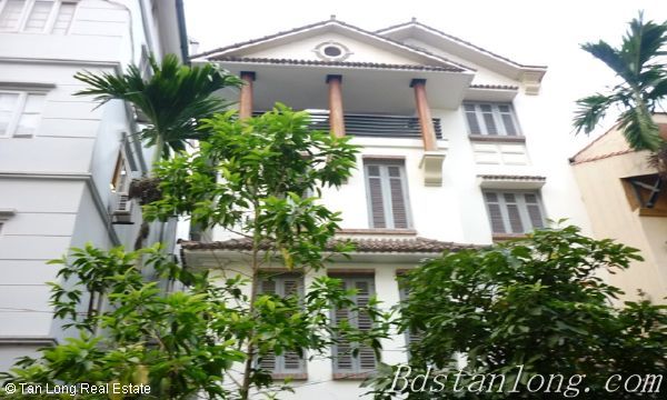 5 bedrooms Apartment in Cau Giay, Vietnam No. 6686