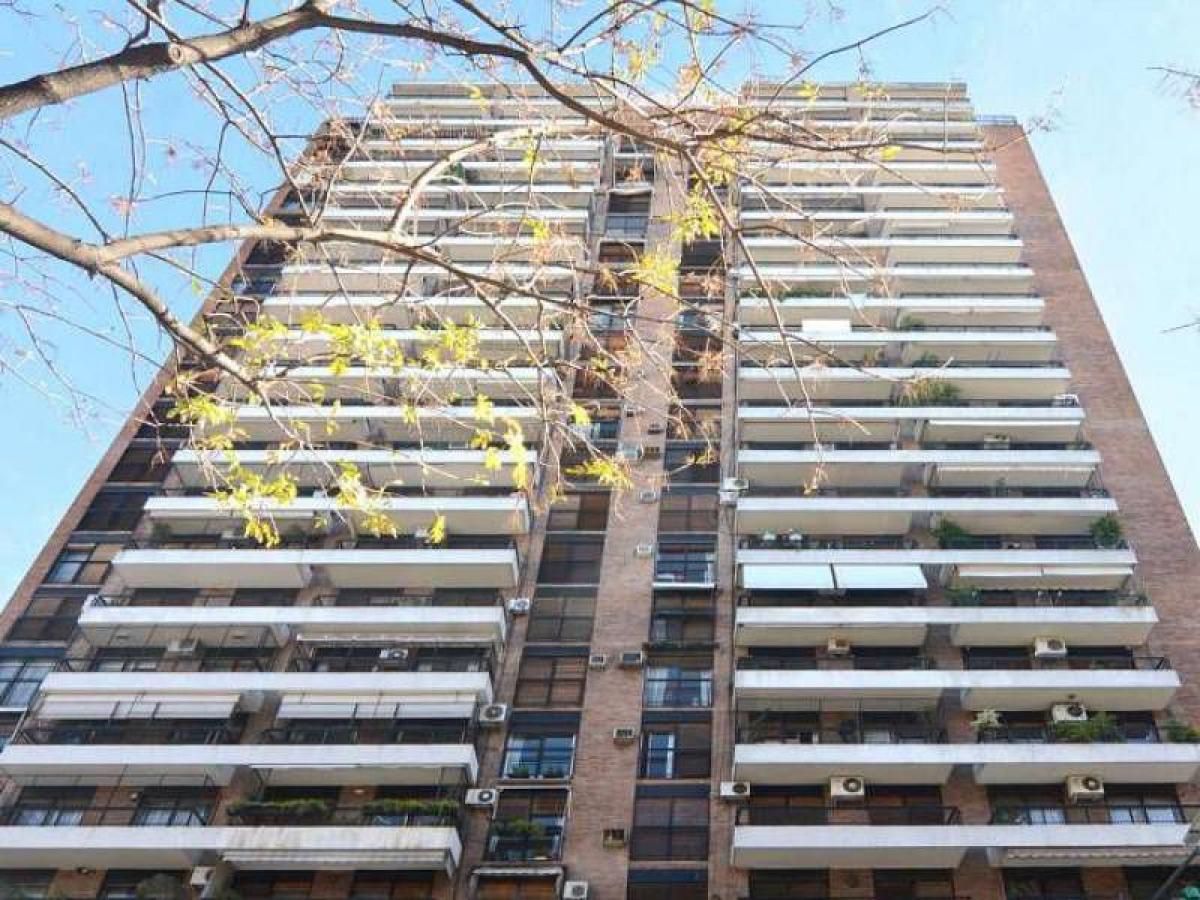 Apartamento de 3 dormitorios en Palermo, Argentina No. 100226