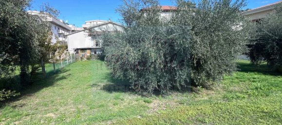  قطعة أرض في Alba Adriatica, Italy 675متر مربع رقم 104881 8