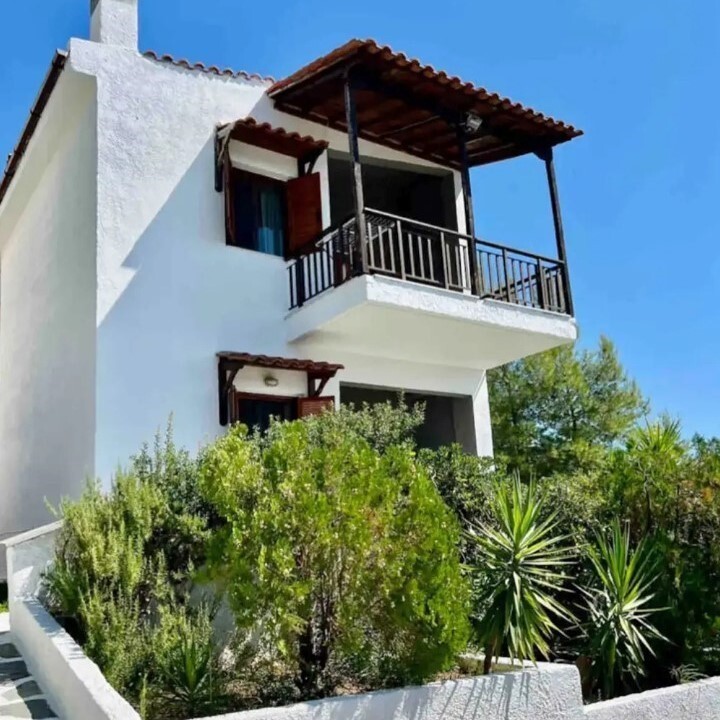 3 bedrooms Property in Polygyros, Greece No. 2004