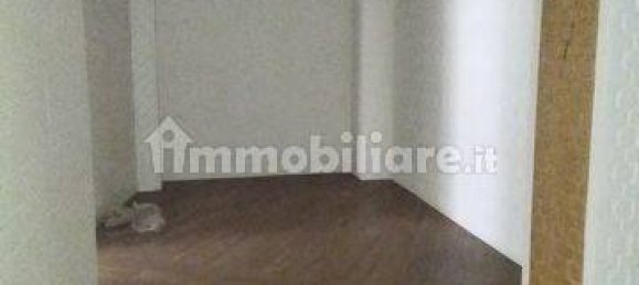 Коммерческая недвижимость в Бусто Арсицио, Италия № 285809 7