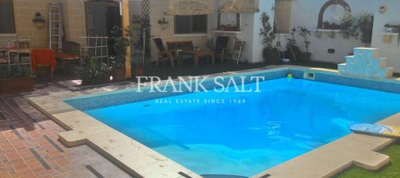 3 غرف نوم فيلا في Saint Paul's Bay, Malta رقم 8870 3