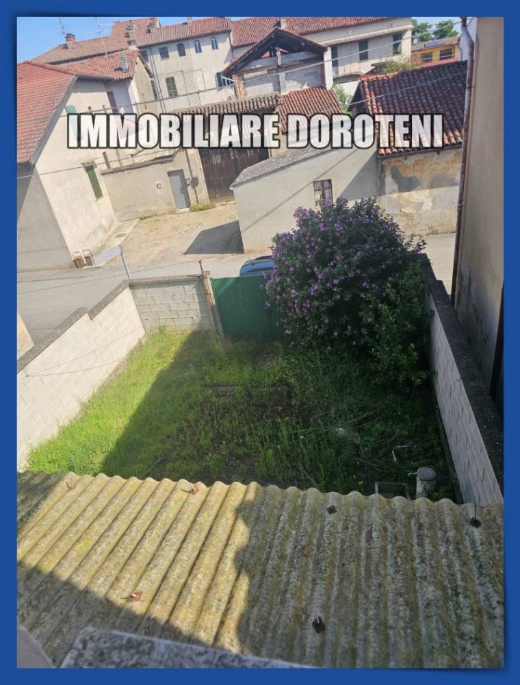 2 Schlafzimmer Haus in Caresana, Italy, Nr. 172362