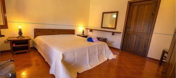 8 rooms Villa in Olbia, Italy No. 49986 3