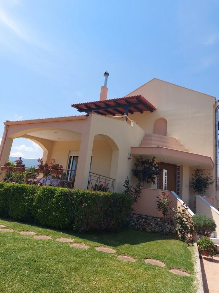 5 bedrooms Property in Achaea, Greece No. 1989