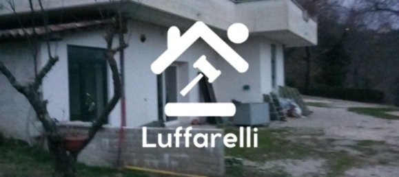 9-Zimmer Haus in Frosinone, Italy, Nr. 210058 6