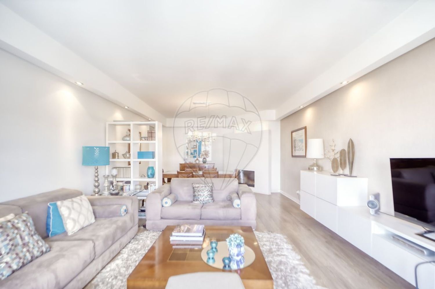 4 bedrooms Apartment in Lisbon, Portugal No. 124906