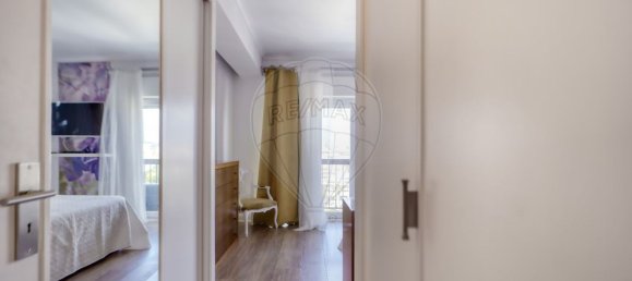 4 bedrooms Apartment in Lisbon, Portugal No. 124906 10