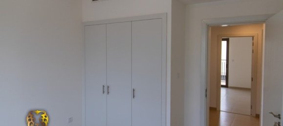 3 Schlafzimmer Stadthaus in Town Square, UAE, Nr. 26609 9