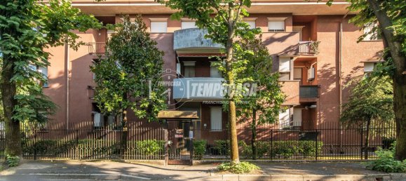 4 rooms Apartment in Desio, Italy No. 293709 15