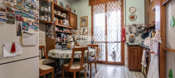 4 rooms Apartment in Desio, Italy No. 293709 22