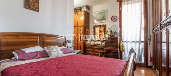 4 rooms Apartment in Desio, Italy No. 293709 8
