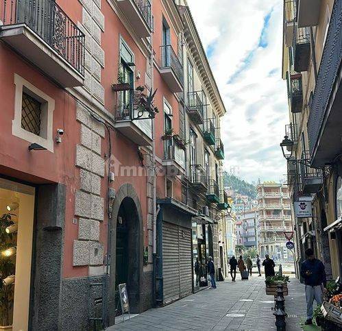 5 bedrooms Apartment in Cava de' Tirreni, Italy No. 9310