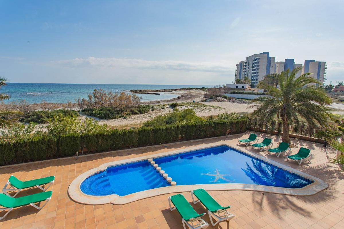 5 Schlafzimmer Villa in La Manga del Mar Menor, Spain, Nr. 11335