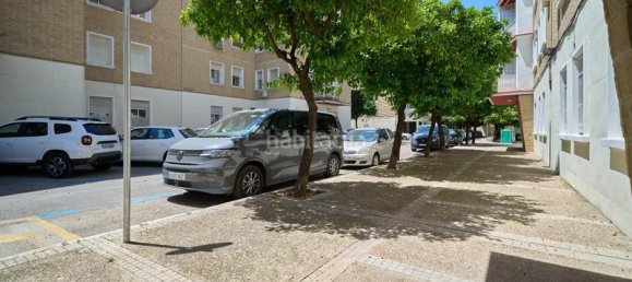 Квартира с 4 спальнями в Херес, Испания № 144550 3