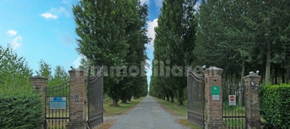 11 Schlafzimmer Haus in Terre del Reno, Italy, Nr. 292674 5