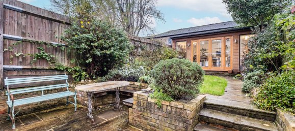 3 bedrooms House in London, United Kingdom No. 14042 19