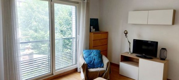 Studio in Paris, France No. 312606 13