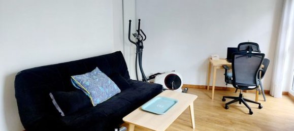 Studio in Paris, France No. 312606 12