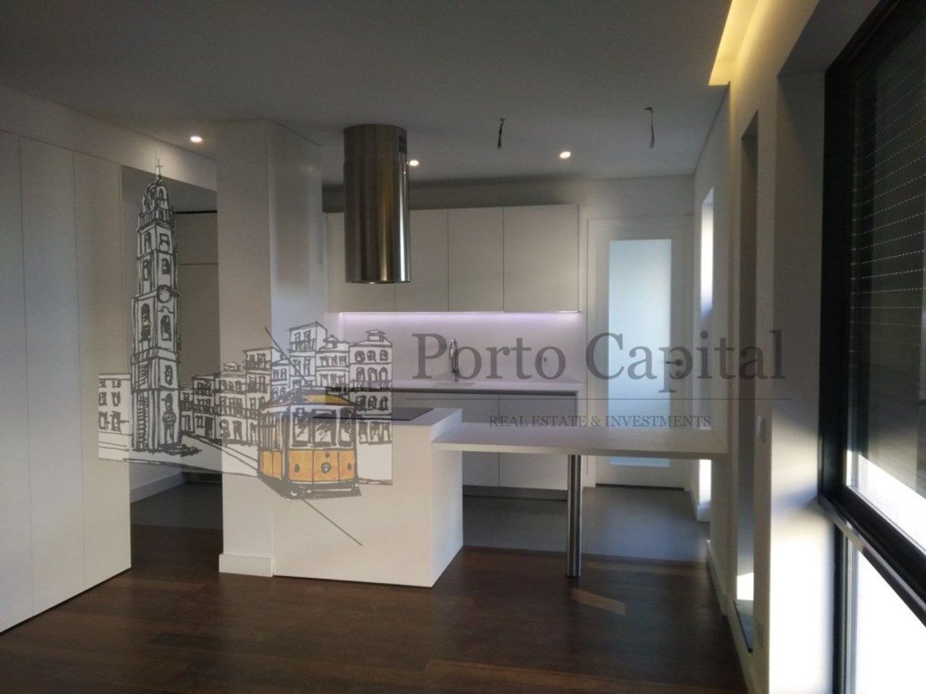 4 bedrooms Apartment in Porto, Portugal No. 78650