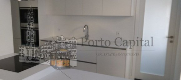 4 bedrooms Apartment in Porto, Portugal No. 78650 10