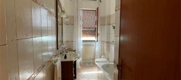 Apartamento de 5 habitaciónes en Vittoria, Italy No. 195238 12