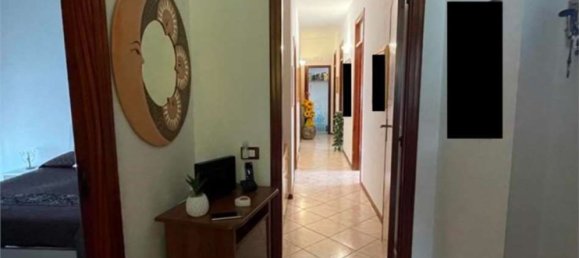 Apartamento de 5 habitaciónes en Vittoria, Italy No. 195238 6