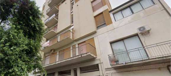 Apartamento de 5 habitaciónes en Vittoria, Italy No. 195238 2