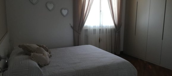 3 rooms Apartment in Gragnano Trebbiense, Italy No. 284035 5
