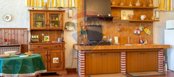 6 bedrooms Villa in Agrate Conturbia, Italy No. 308705 37