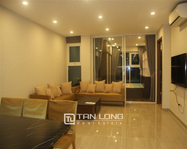 Apartamento de 3 dormitorios en Tay Ho, Vietnam No. 1323