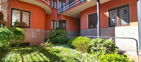 1 bedroom Apartment in Milan, Italy No. 282634 4