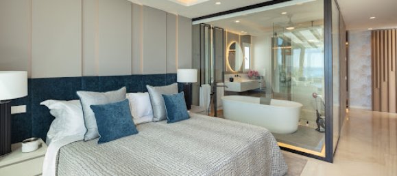 6 bedrooms Penthouse in Marbella, Spain No. 139172 2