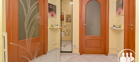 4 Schlafzimmer Wohnung in Turin, Italy, Nr. 350061 17