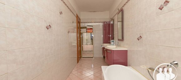 4 Schlafzimmer Wohnung in Turin, Italy, Nr. 350061 32