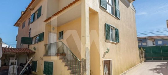 4 bedrooms Villa in Cascais, Portugal No. 79334 19