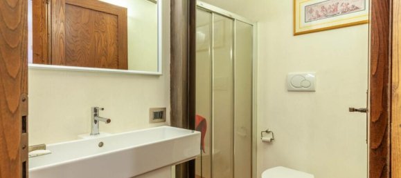 3 bedrooms Apartment in Città della Pieve, Italy No. 229547 11