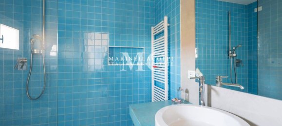 4 bedrooms House in Impruneta, Italy No. 189710 21