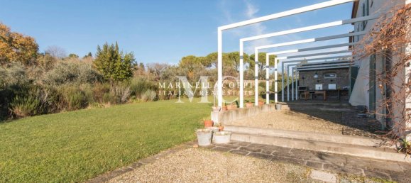 4 bedrooms House in Impruneta, Italy No. 189710 7