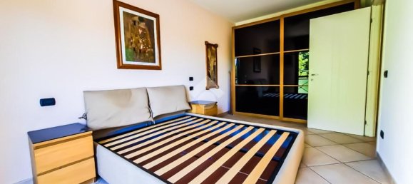 Apartamento de 3 divisões em Colorno, Italy N.º 294299 7