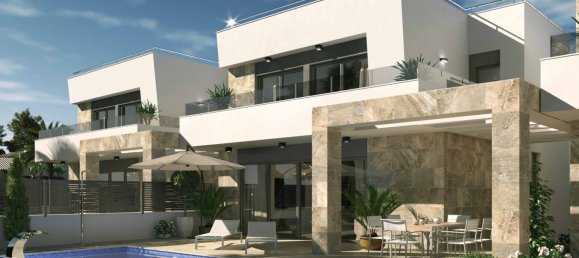 3 bedrooms Villa in Villamartin, Spain No. 9007 2