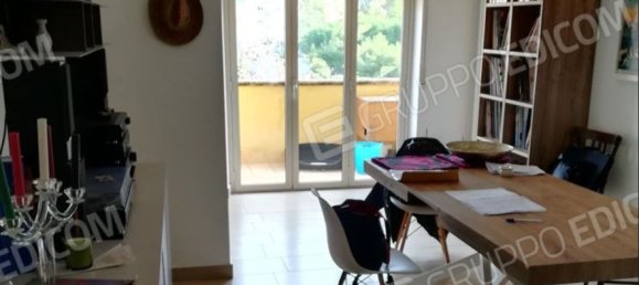 6 bedrooms Apartment in Reggio Calabria, Italy No. 378976 3