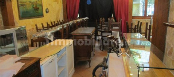 3 rooms Commercial property in Naples, Italy No. 15648 25