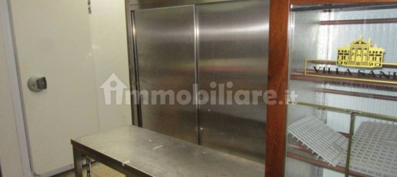 3 rooms Commercial property in Naples, Italy No. 15648 17