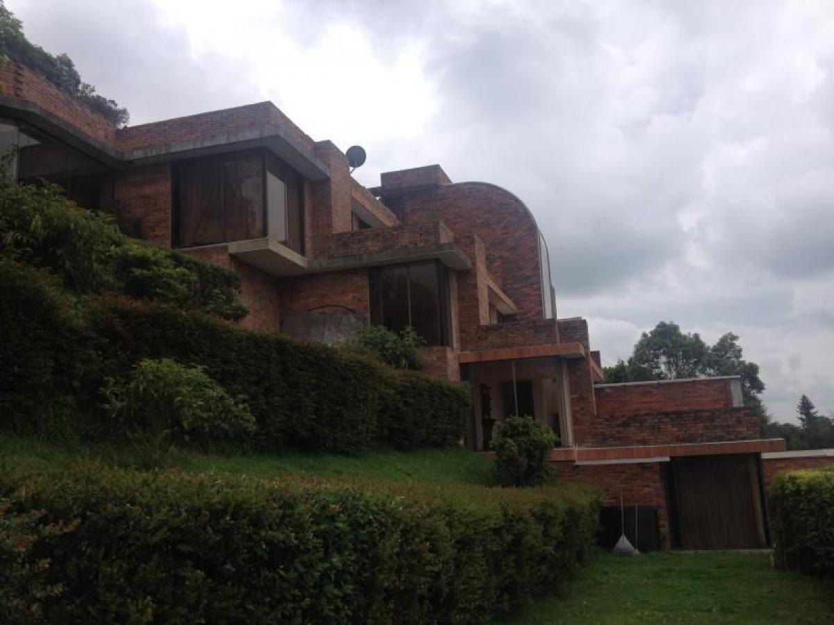 4 bedrooms House in Cundinamarca, Colombia No. 3271