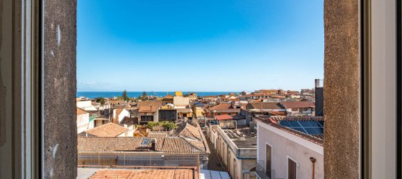 Apartamento de 4 dormitorios en Giarre, Italy No. 53626 44