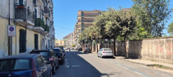 2 bedrooms Apartment in San Giorgio a Cremano, Italy No. 260320 3