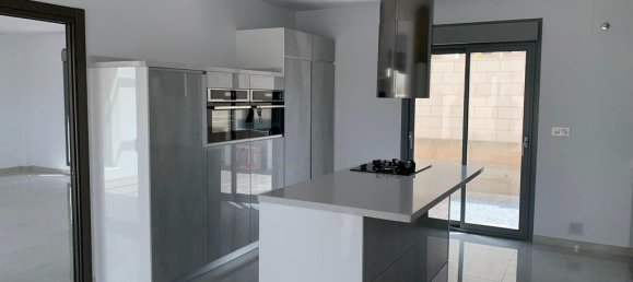 4 Schlafzimmer Villa in Pinoso, Spain, Nr. 11725 15